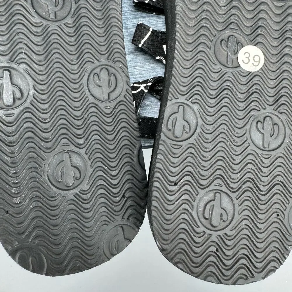 NEW Arizona Love Trekky Printed Canvas Spartiate Sandals Black/White Size 9
